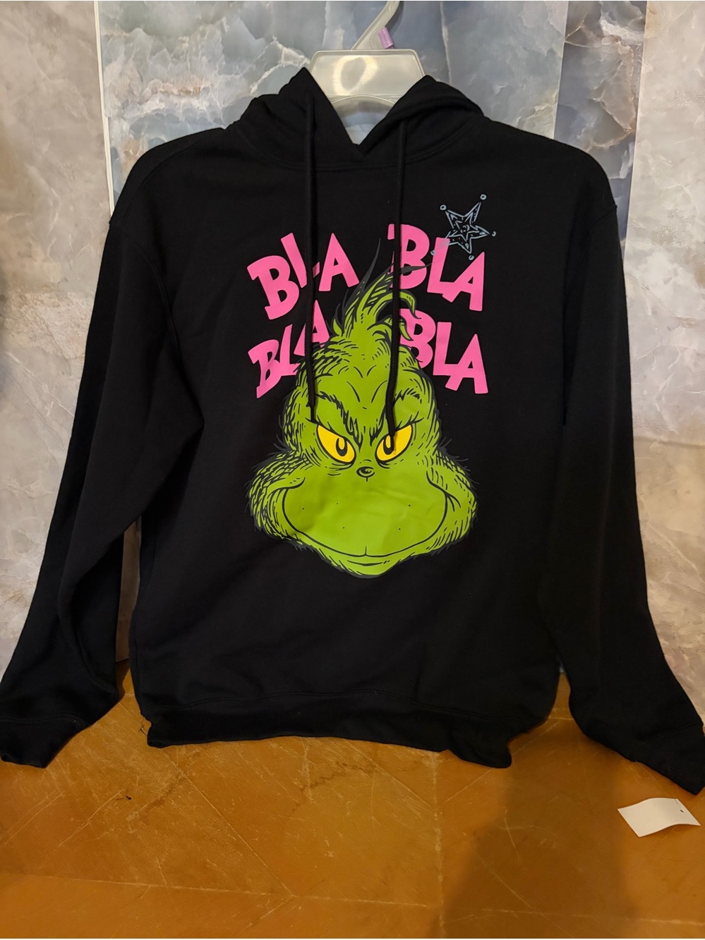 Women’s Grinch sweatshirt